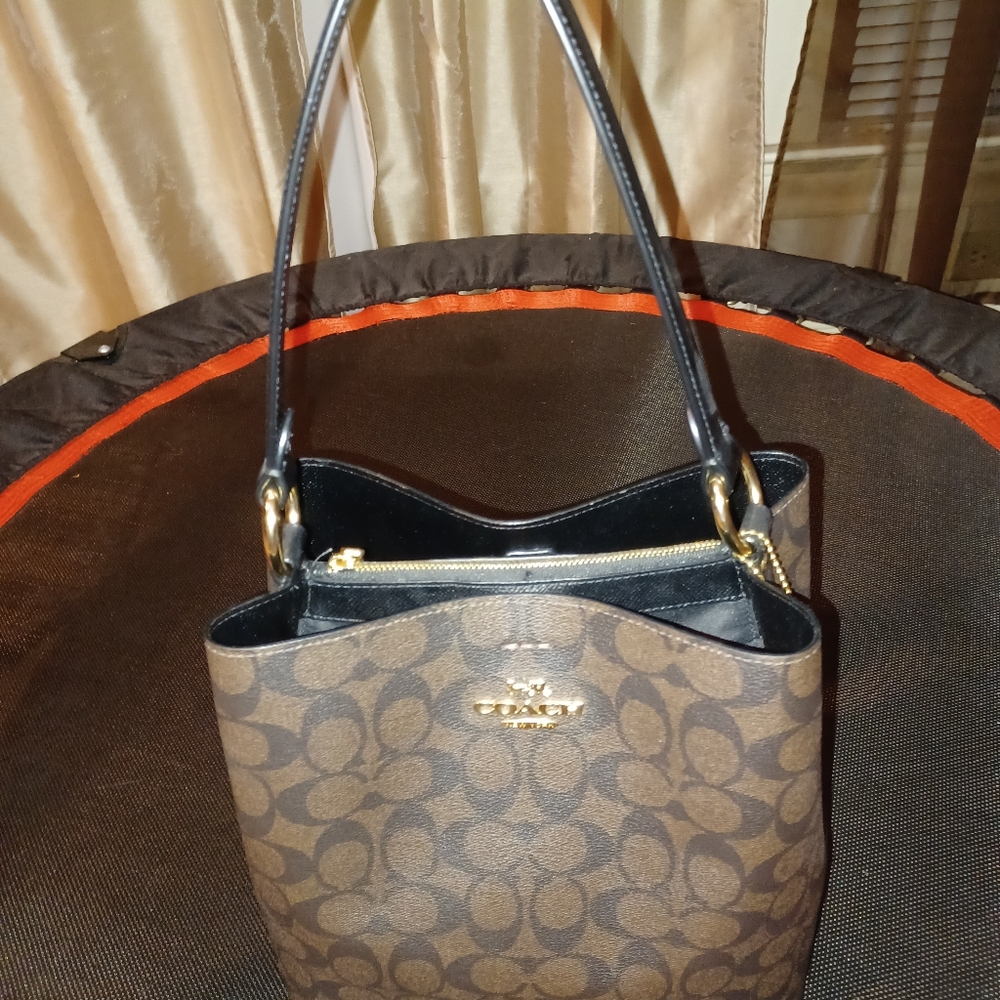 Coach Town Bucket Bag & Brown Monogram Print Signature Coated Canvas & Leather